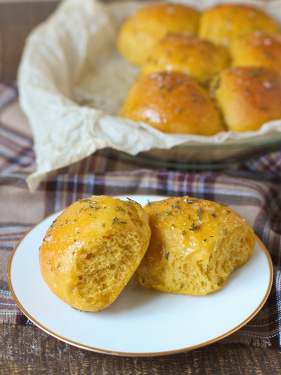 Rosemary Olive Oil Pumpkin Rolls